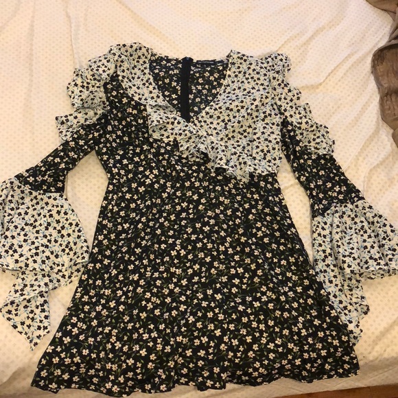 ASOS pretty little things dress - Picture 2 of 7
